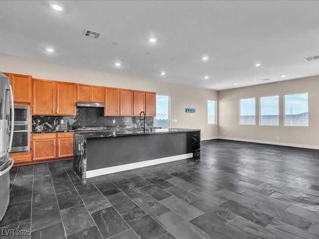 Building Photo - 11837 Grassy Pln Ave