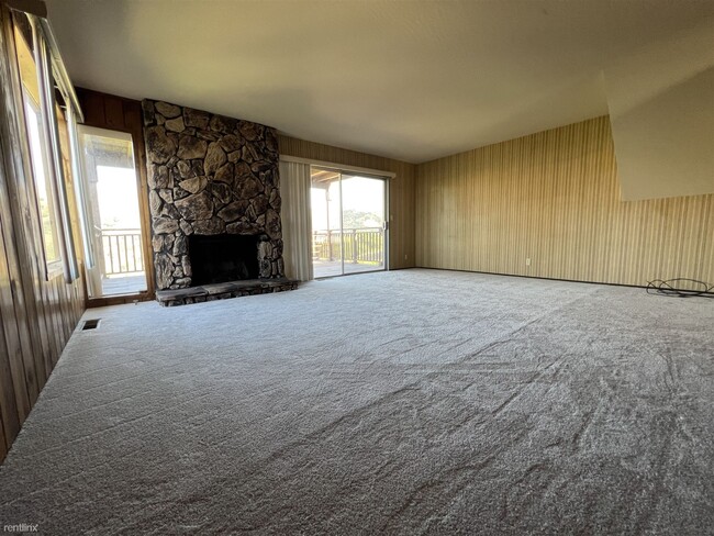 Building Photo - 4 br, 2.5 bath House - 16245 Jackson Oaks ...