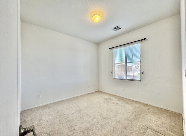 Building Photo - 10037 White Mulberry Dr