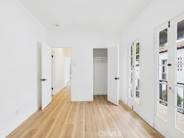 Building Photo - 1533 E 3rd St