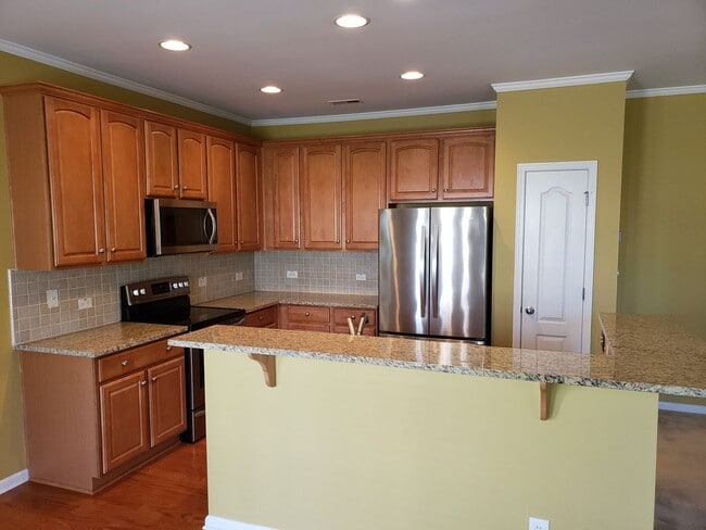 Building Photo - Beautiful home in Ballantyne