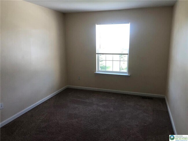 Building Photo - 287 Blue Sage Dr
