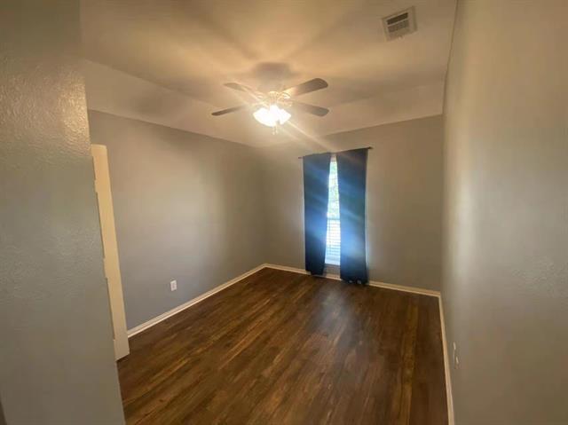 Building Photo - 2363 Stuttgart Dr