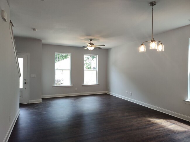 Building Photo - New Build end-unit townhome in the Druid H...