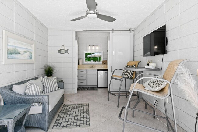 Building Photo - 2774 S Ocean Blvd