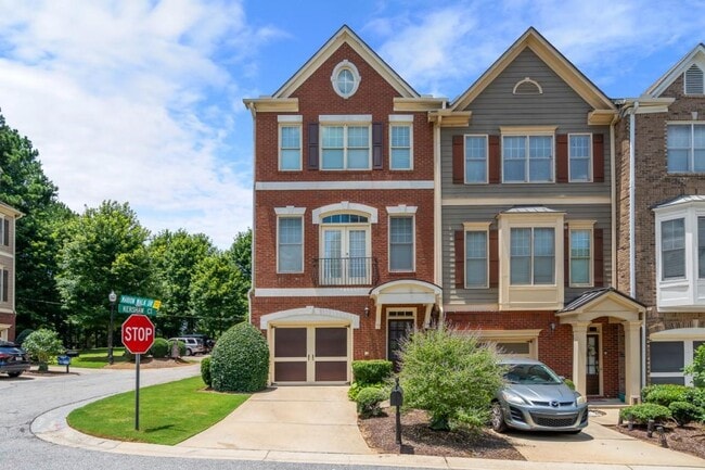 Building Photo - 2301 Marion Walk Dr SE