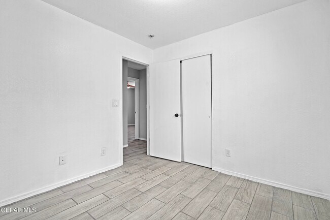 Building Photo - 12732 Roberto Nunez Ln