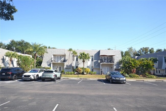 Building Photo - 718 Lyndhurst St