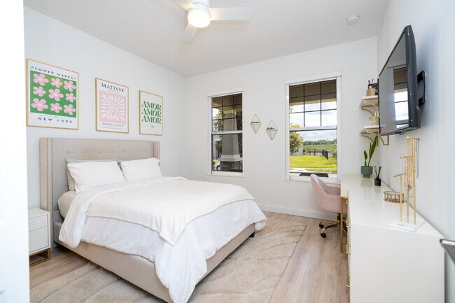 Building Photo - "Spacious 4-Bedroom Retreat with 3 Full Baths in Winter Garden's Serene Sanctuary"