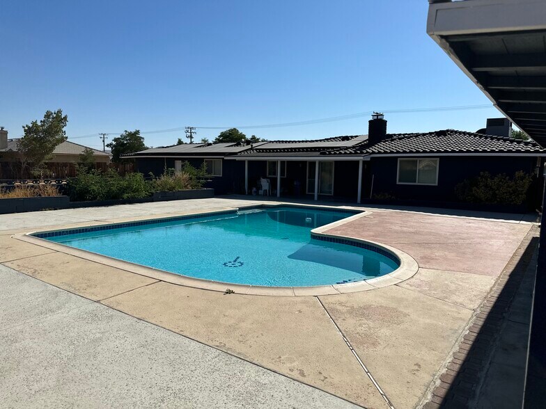 Building Photo - 15218 Navajo Rd