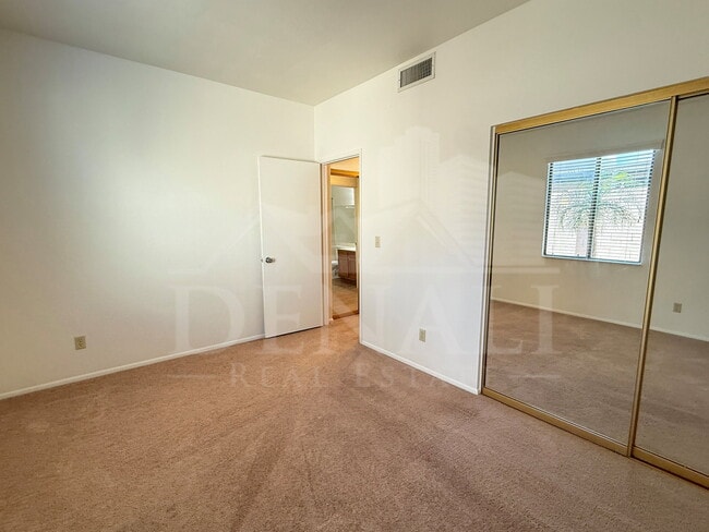 Building Photo - 11766 E Becker Ln