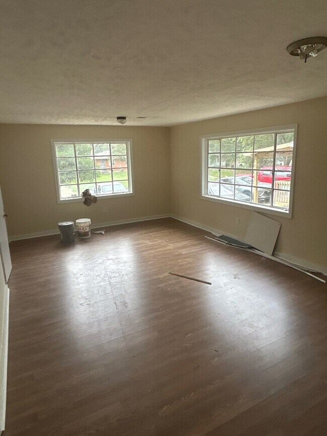 Building Photo - 2517 Coronet Pl