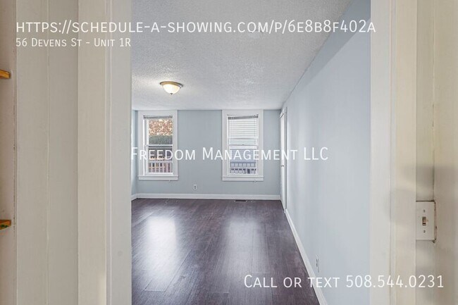 Building Photo - 56 Devens St