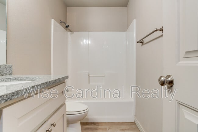 Building Photo - 17815 Private Rd 2160