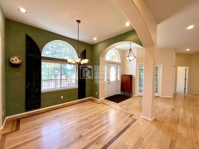 Building Photo - 1550 Capadaro Ct