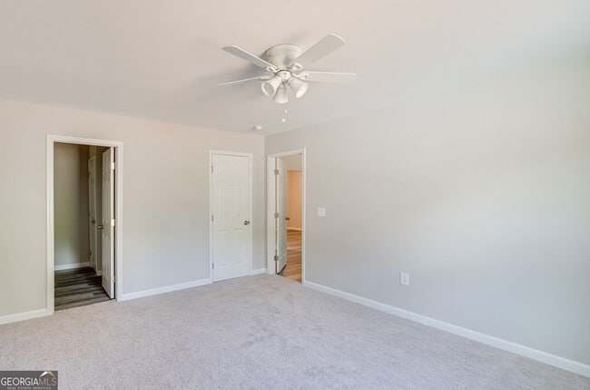 Building Photo - 18 Lyla Ln
