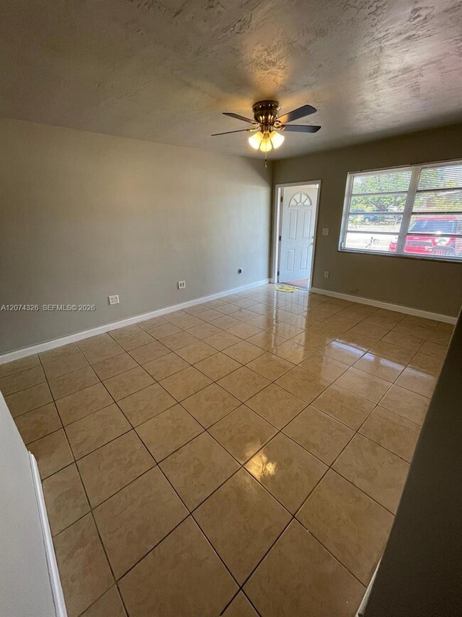Building Photo - 1567 NW 60th Ave