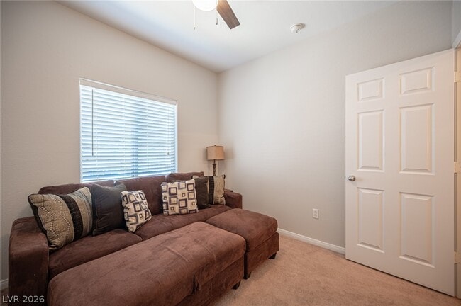 Building Photo - 7701 W Robindale Rd