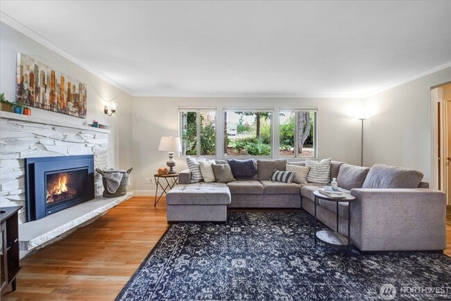 Building Photo - 3bd/1.75ba Kirkland Home