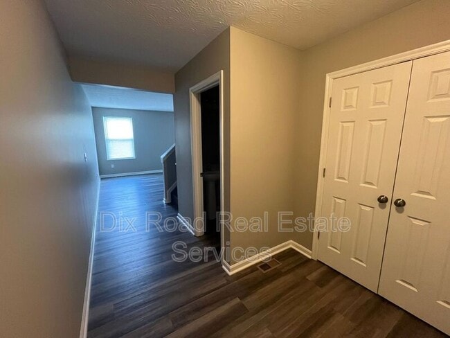 Building Photo - 403 McEwing Dr