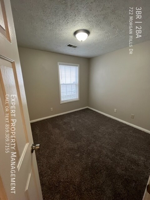 Building Photo - 722 Morgan Hills Dr