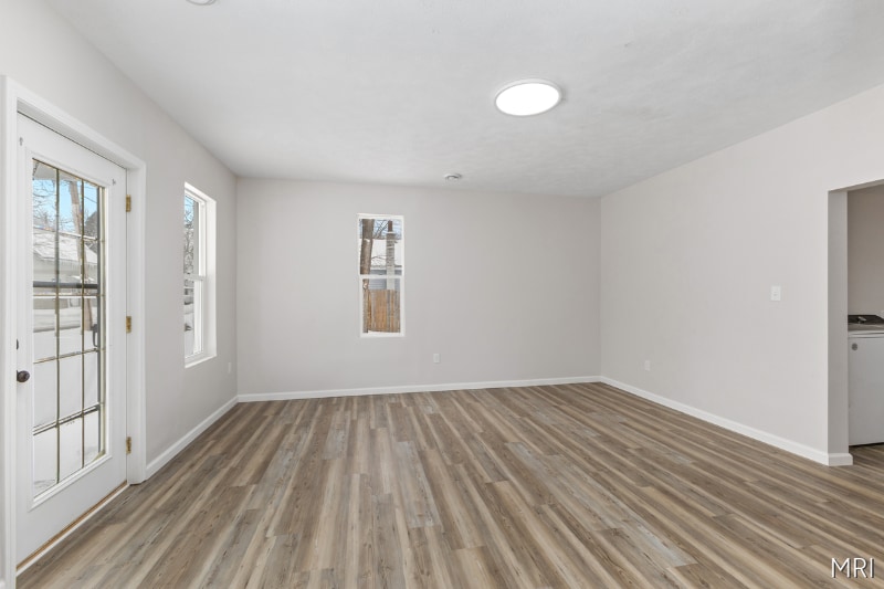 Building Photo - 614 S Webster St