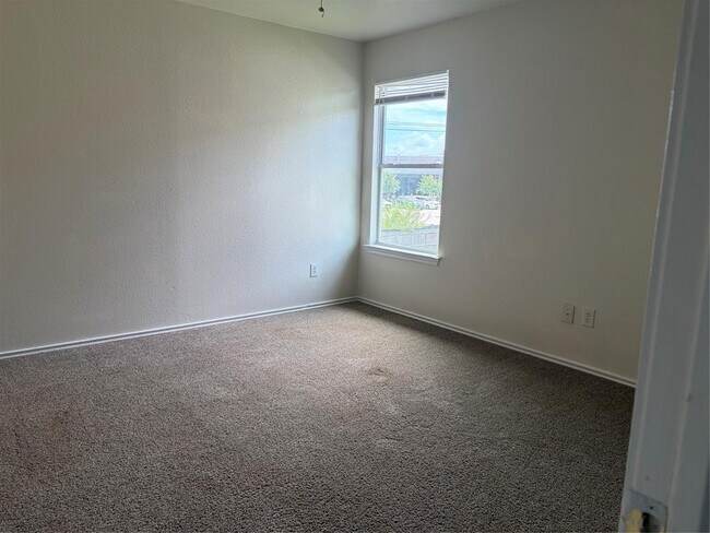 Building Photo - 11805 Stoney Meadow Dr