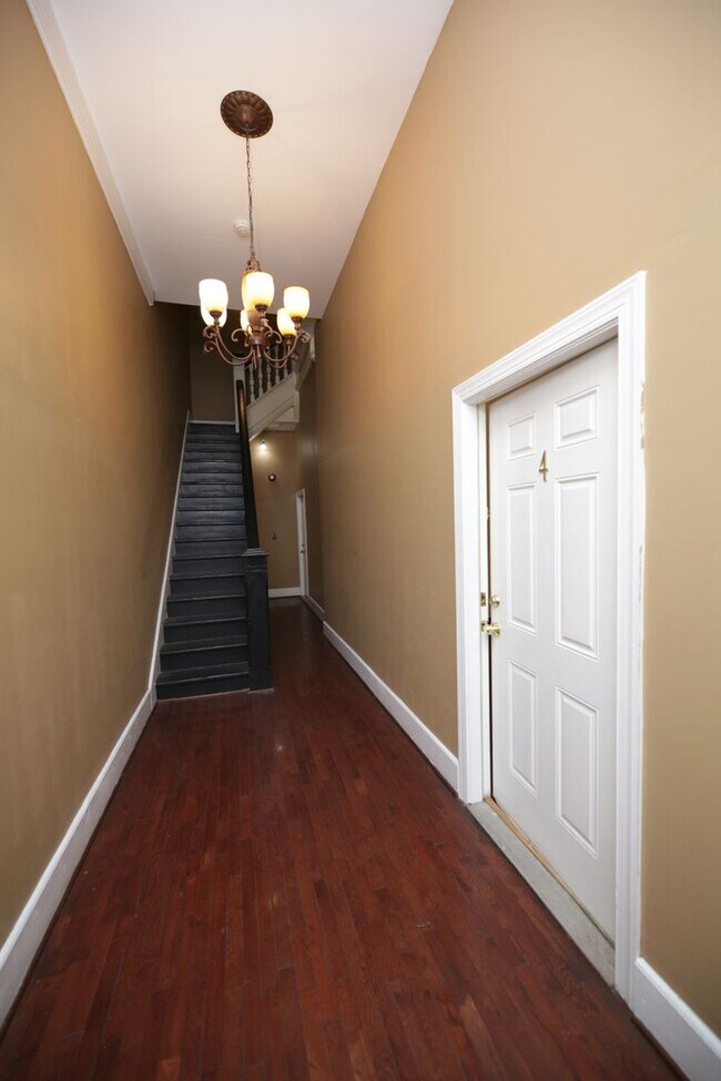 Interior Photo - 1220 Saint Paul St.