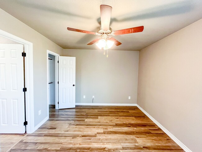 Building Photo - 1617 Pontotoc Trce
