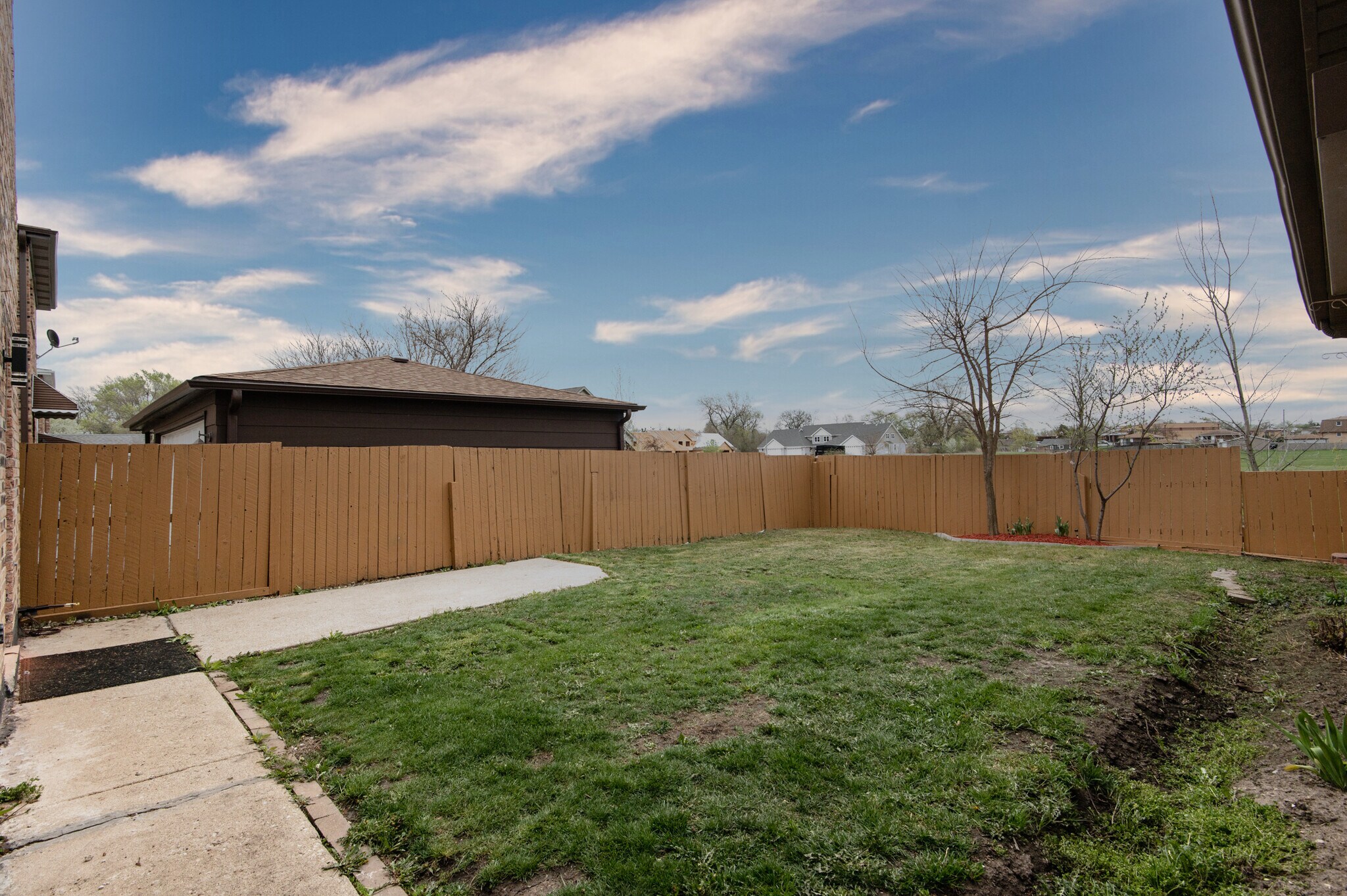 Building Photo - 8729 W 73rd Pl