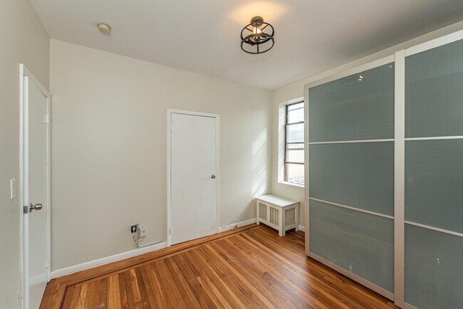 Building Photo - 7111 Palisade Ave