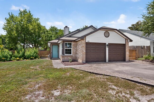 Building Photo - 801 Kavanagh Dr