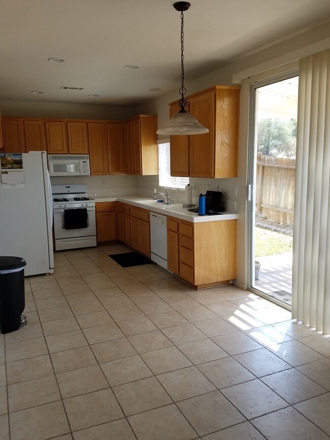 Building Photo - For rent in Alpine, CA 3br / 2bath house f...