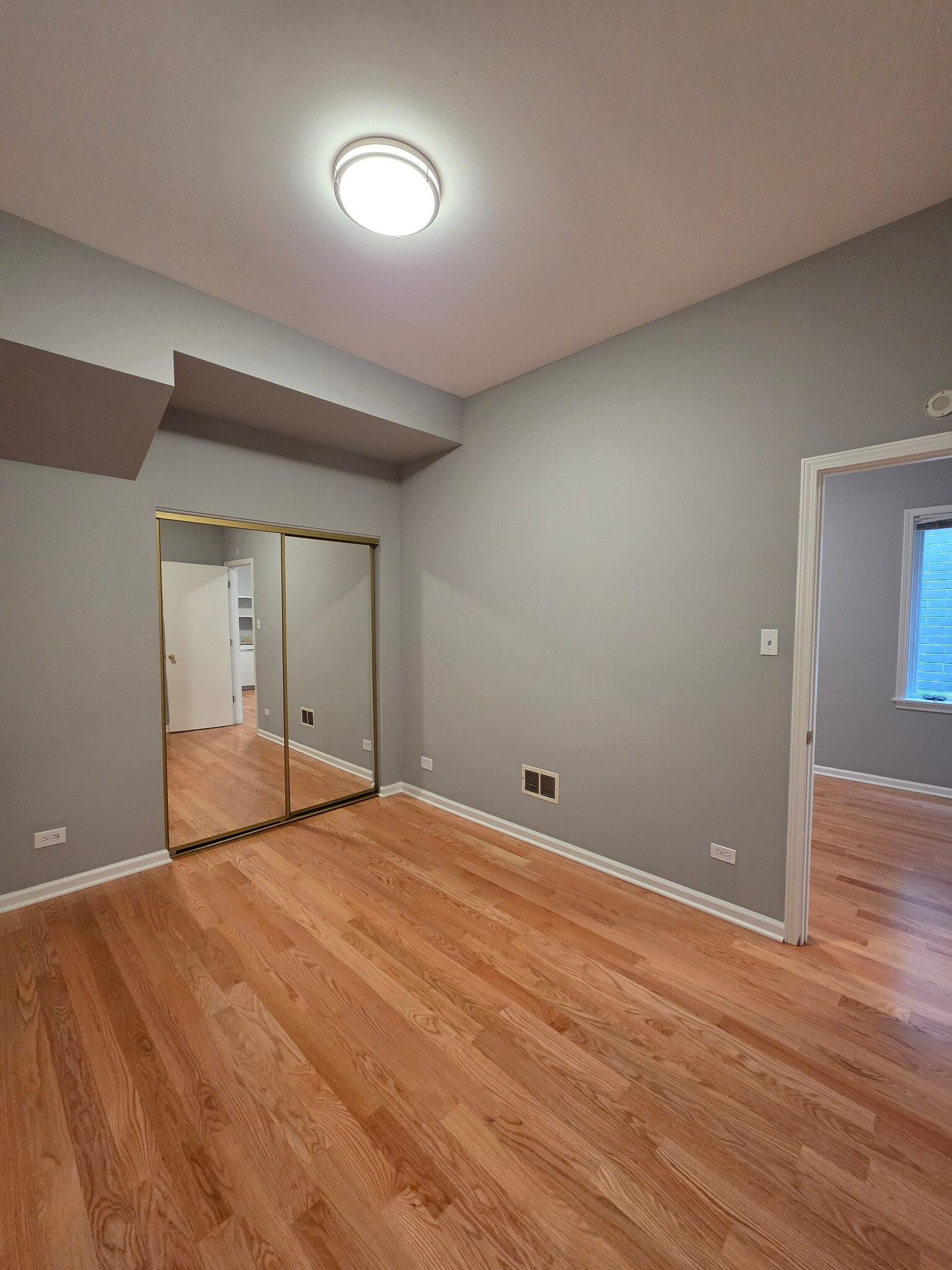 Bedroom 1 - 1229 W Wellington Ave