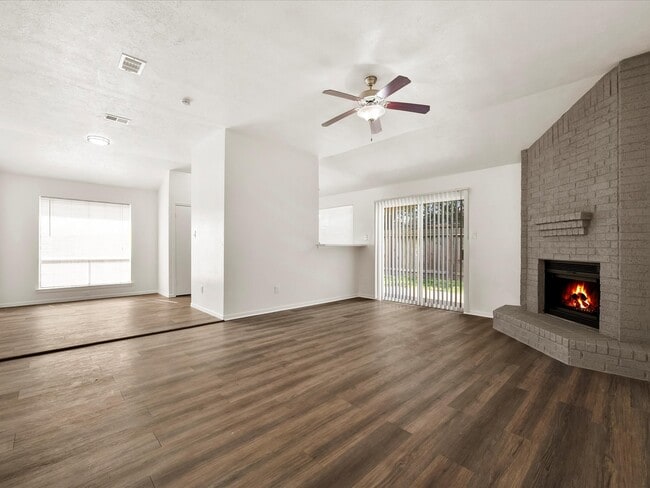 Building Photo - 10506 Twilight Moon Dr