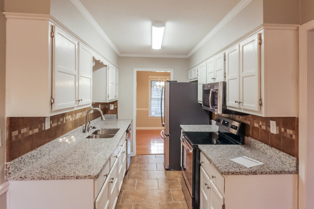 Building Photo - 4134 Glenroy Dr