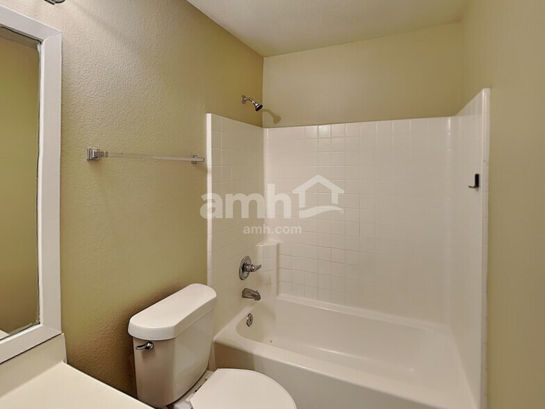 Building Photo - 4807 Chase Court Dr