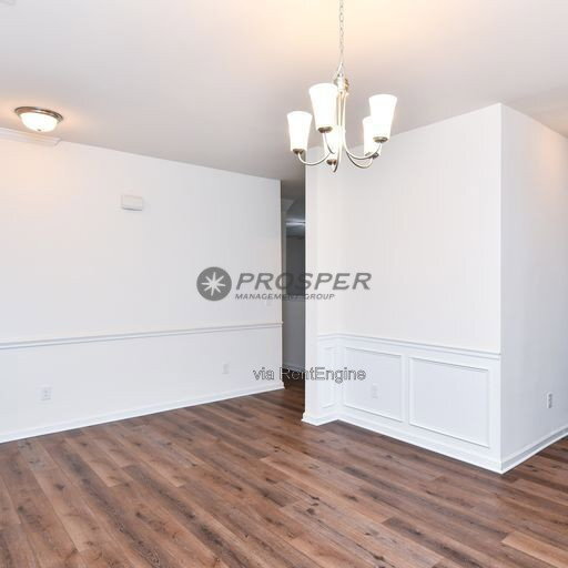 Building Photo - 248 Elmhaven Dr