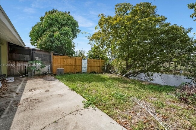 Building Photo - 20424 NW 15th Ave