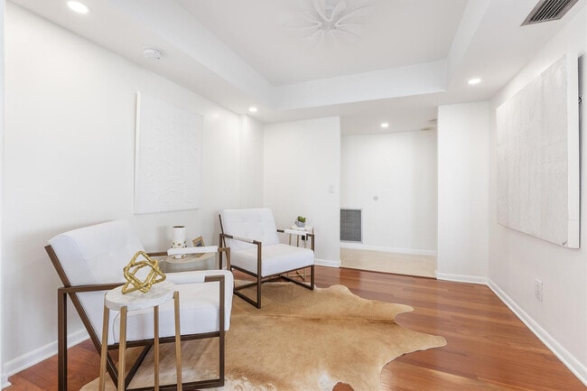 Building Photo - 2851 NE 183rd St