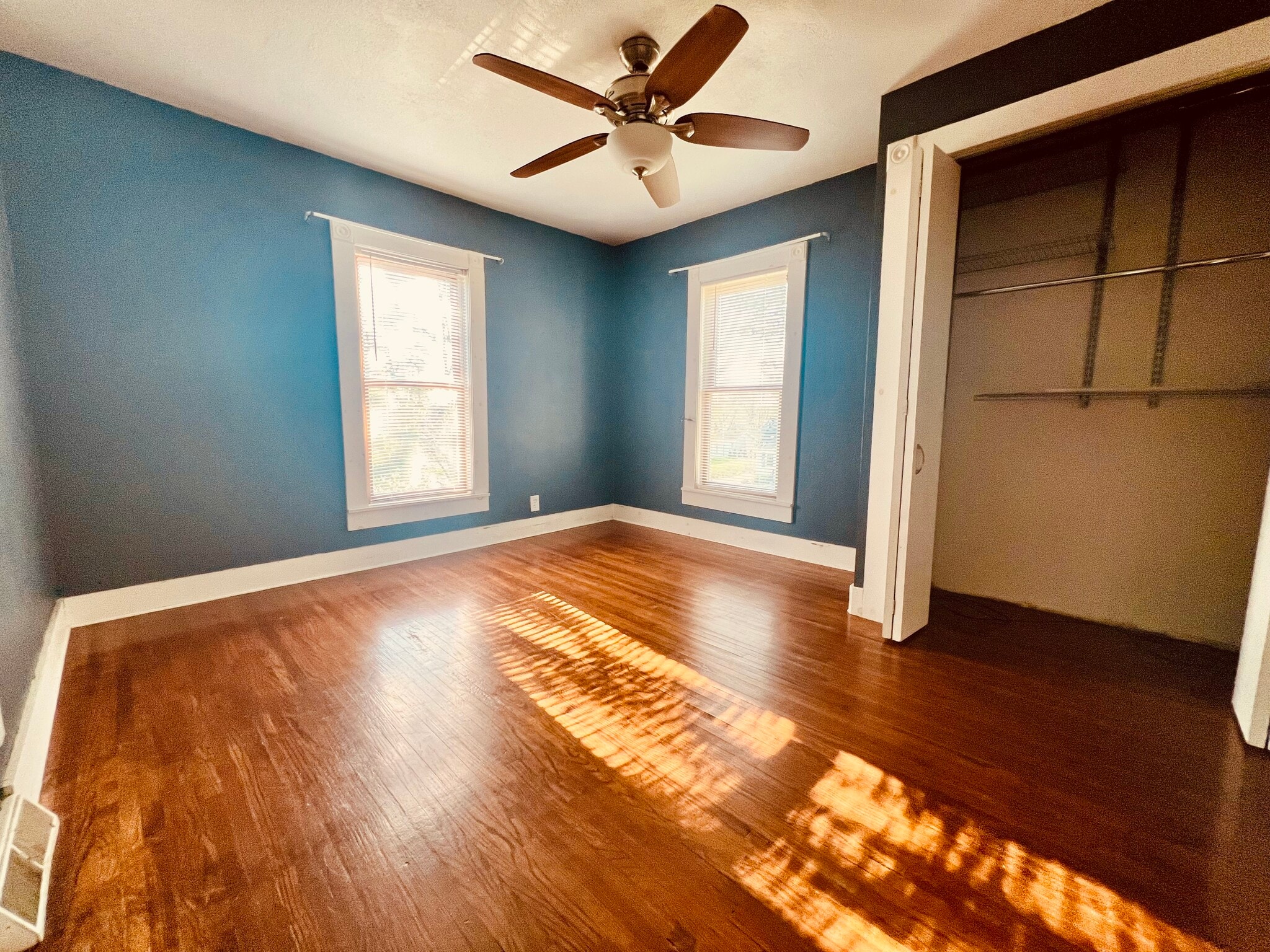 Bed #2 - 1323 W 2nd St