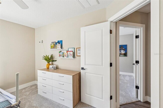 Building Photo - 7308 Carrington Oaks Ln