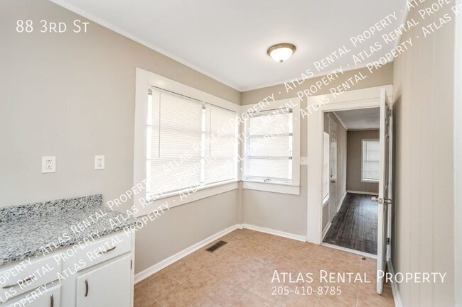 Building Photo - 88 3rd St