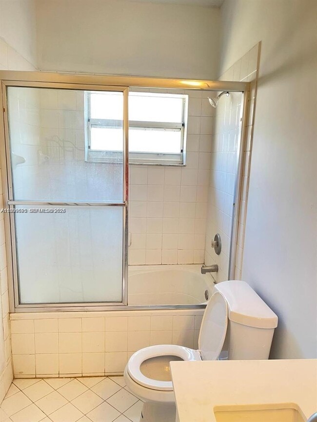 Building Photo - 8784 SW 213th Ln