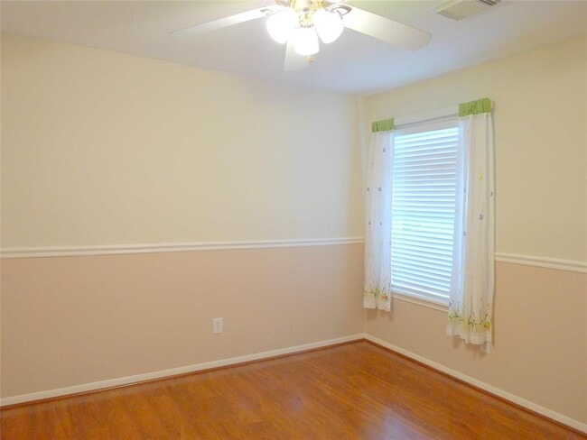 Building Photo - 22610 Cascade Springs Dr
