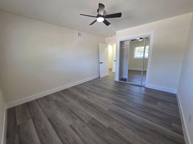 Building Photo - Remodeled Single Story in College neighborhood!