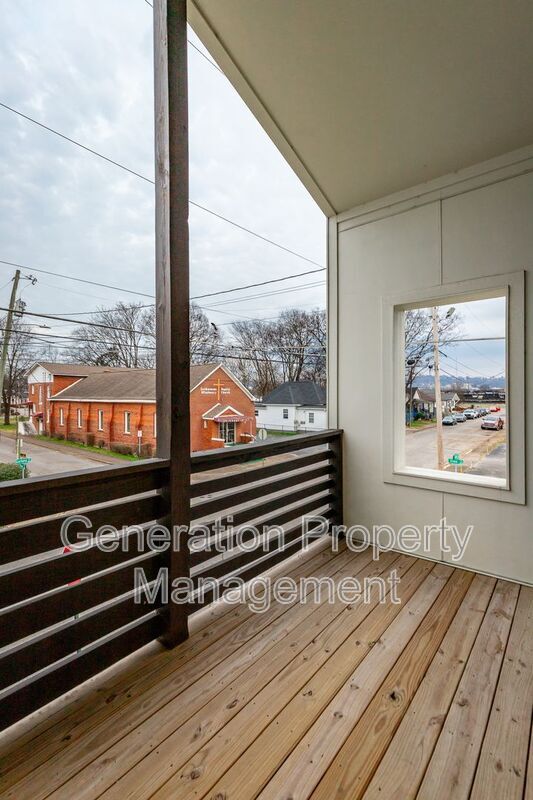 Building Photo - 1124 Garfield St