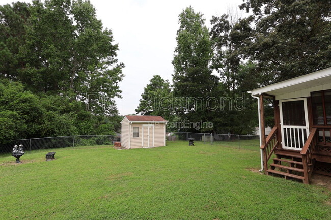 Building Photo - 15808 Tinsberry Pl