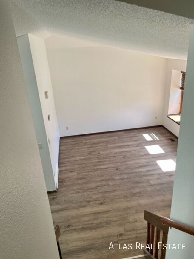 Building Photo - 2312 Antelope Rd