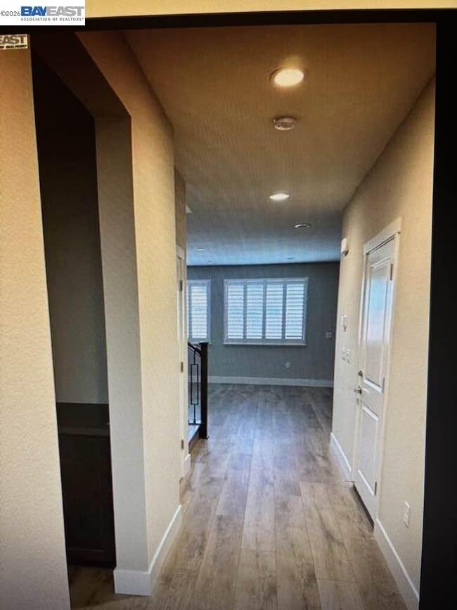 Building Photo - 2553 Paisley Ct
